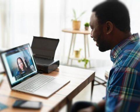 student interviewing